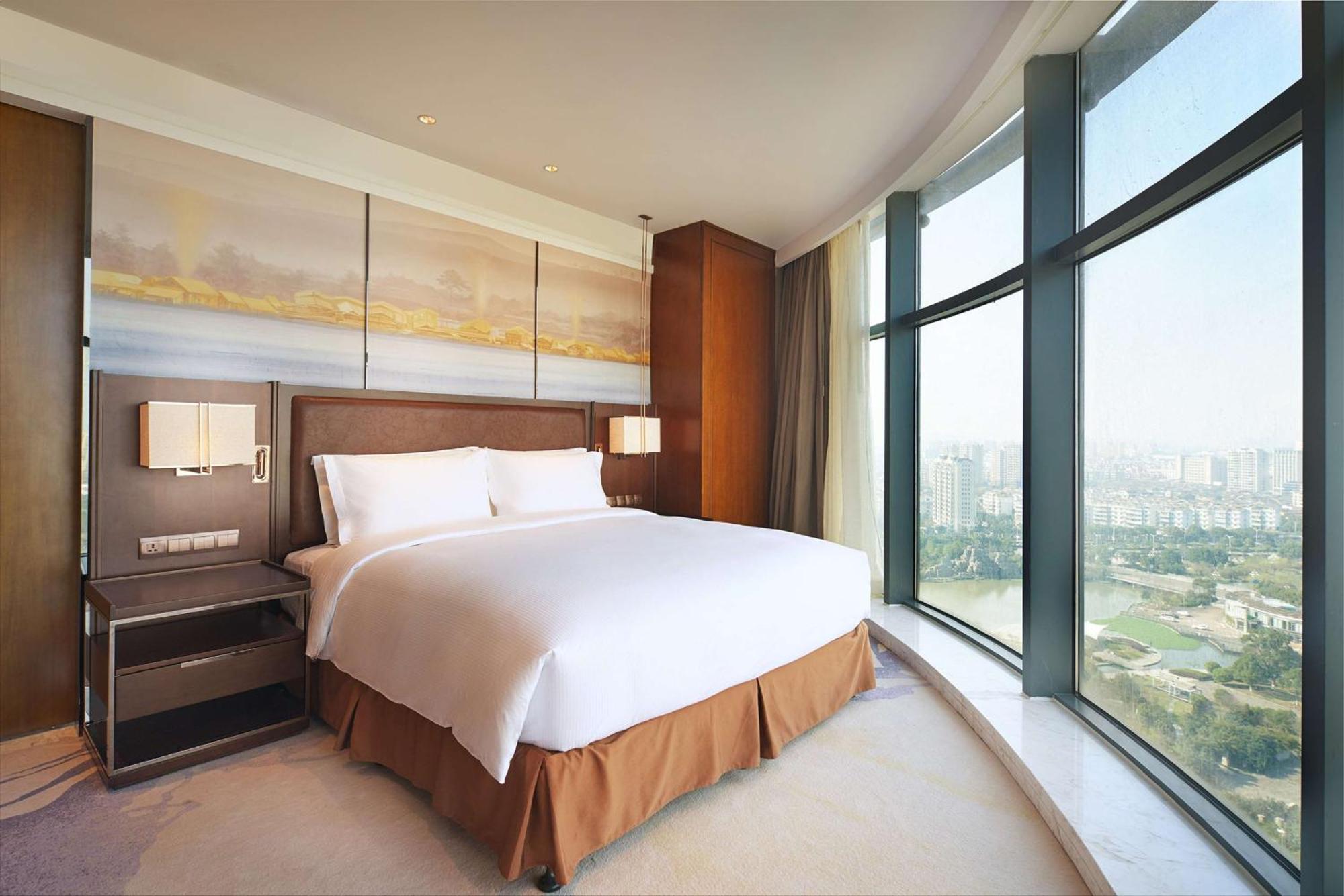 Doubletree By Hilton Ningbo Beilun Hotel Buitenkant foto