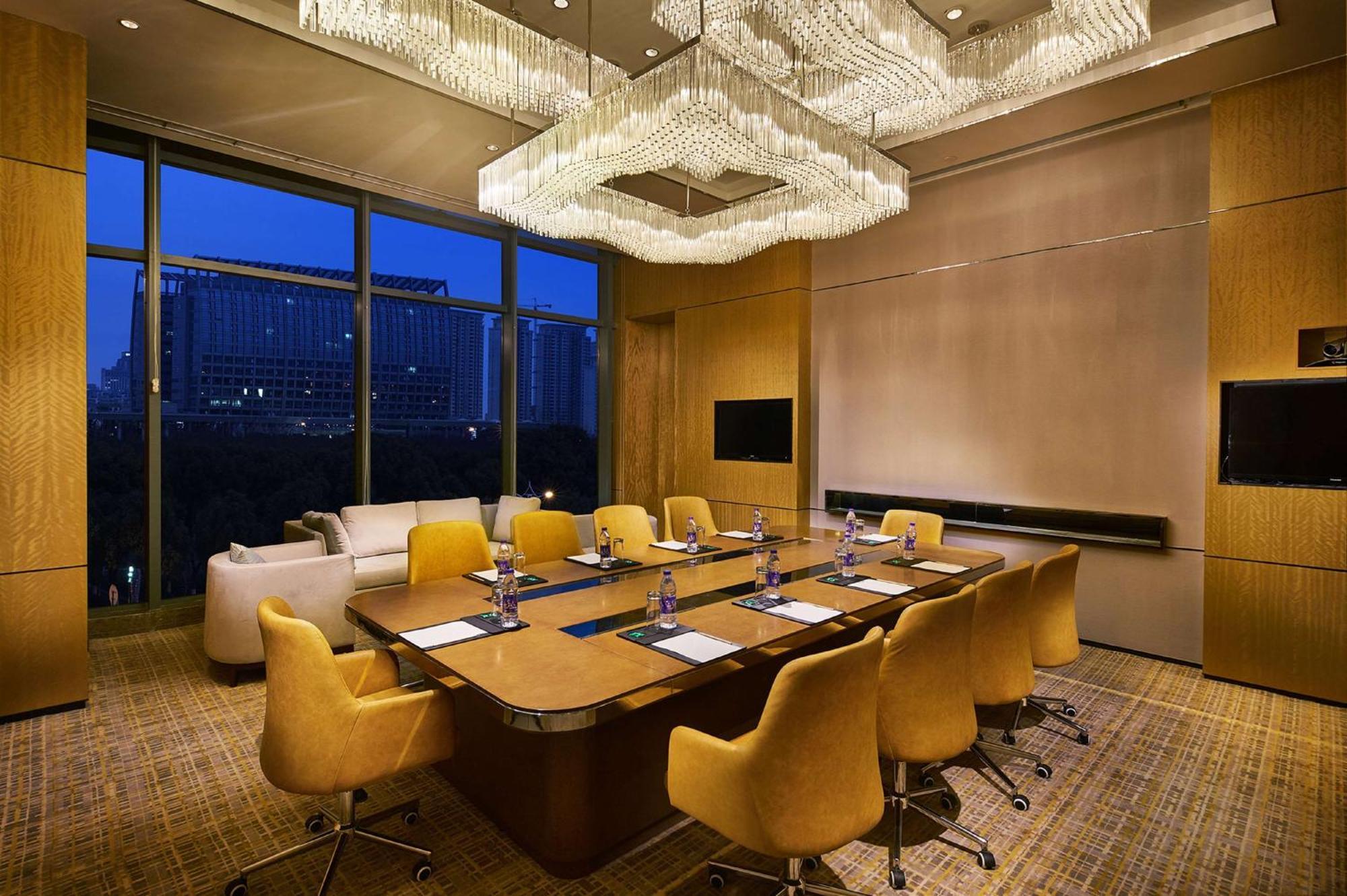 Doubletree By Hilton Ningbo Beilun Hotel Buitenkant foto